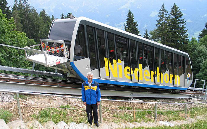 neuer Wagen / Fritz Bieri, Technischer Leiter (Foto: Heinz Rieder)