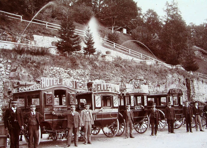 Coachmen of the different hotels at Beatenberg station