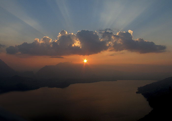 Sonnenuntergang / Foto: Fritz Bieri