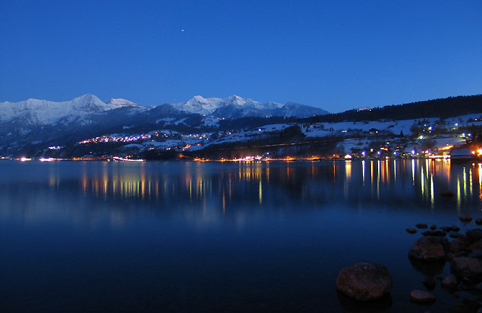 Winterabend am See (Foto: Fritz Bieri)